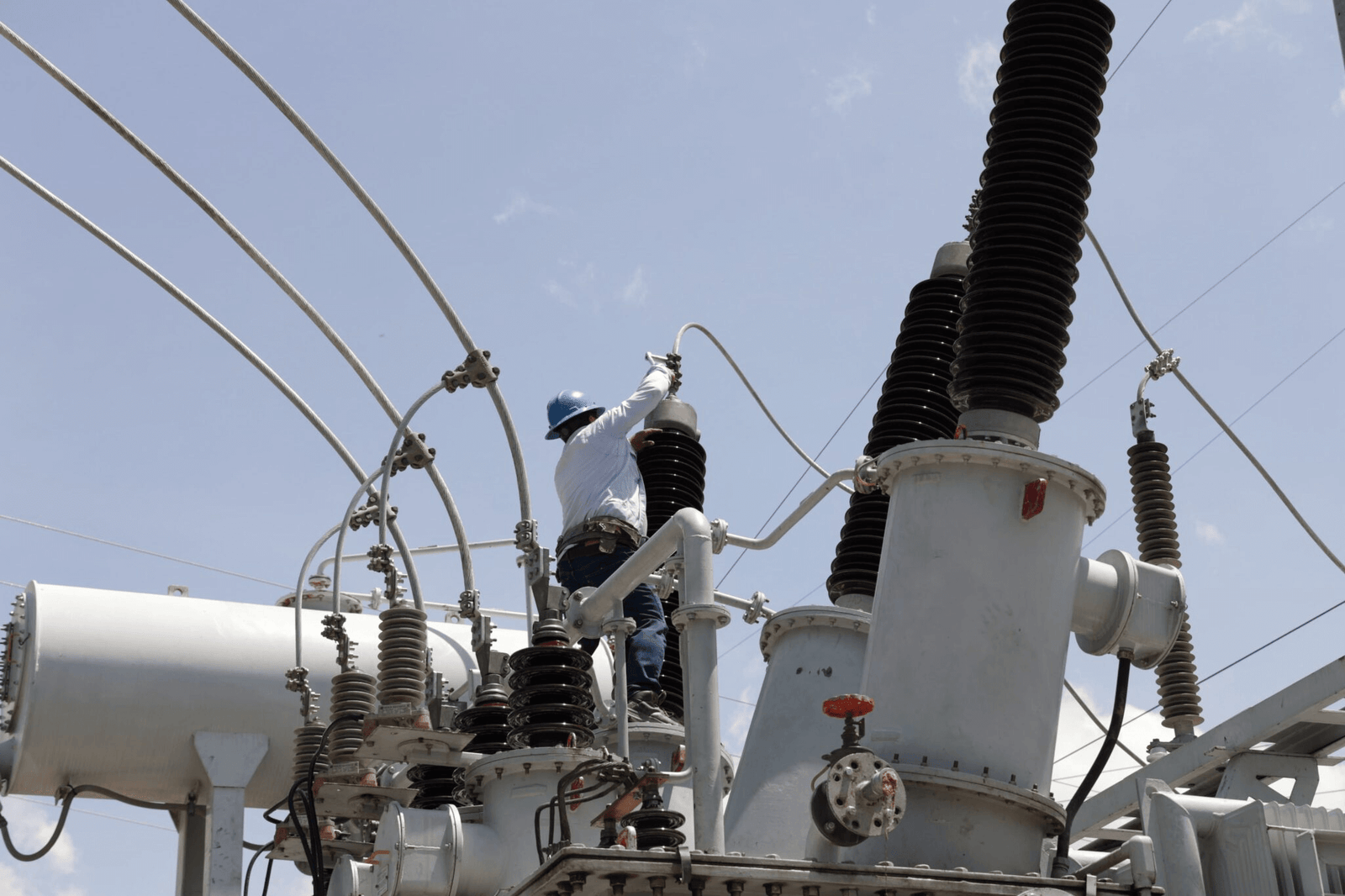 El INDE pone en marcha transformador adicional en la Subestación Huehuetenango.